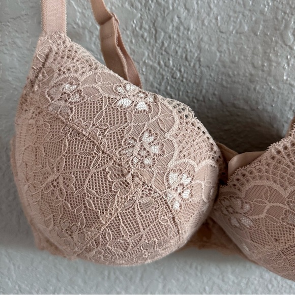 Torrid Nude Lace Push-Up Plunge Bra 40D Underwire Floral Lace - Picture 3 of 11